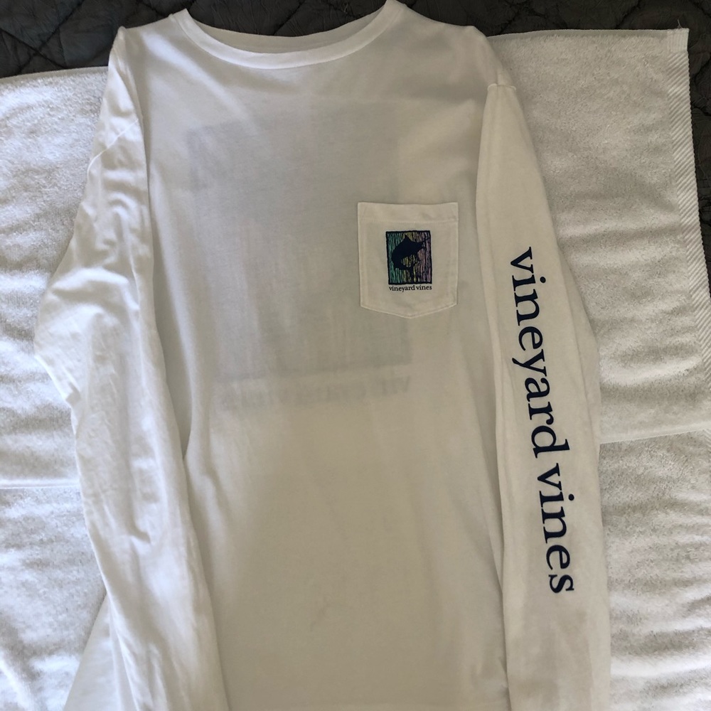 Vineyard Vines long sleeve t shirt